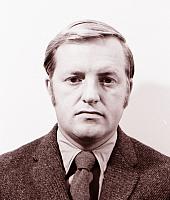 Mike E. Yetman